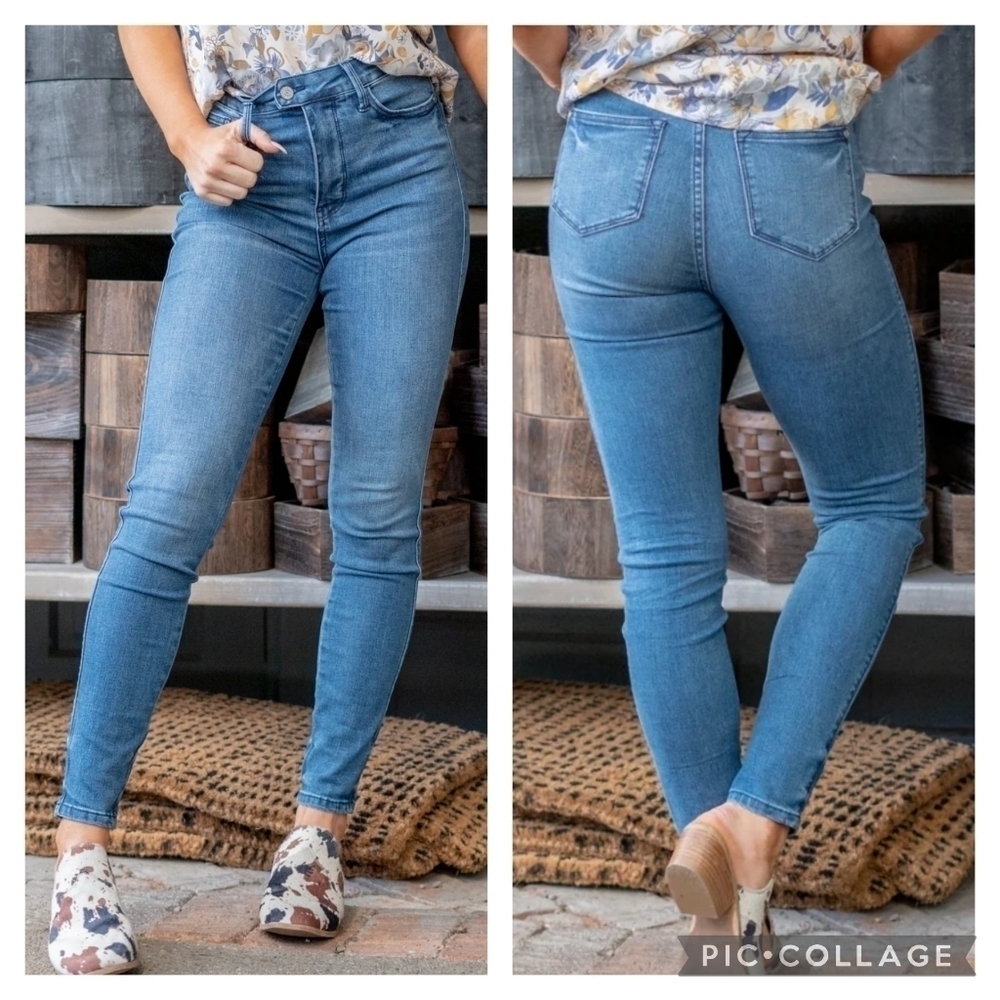Judy Blue High Waist Moisture Control Fit Skinny Jeans 88615 Size 20W